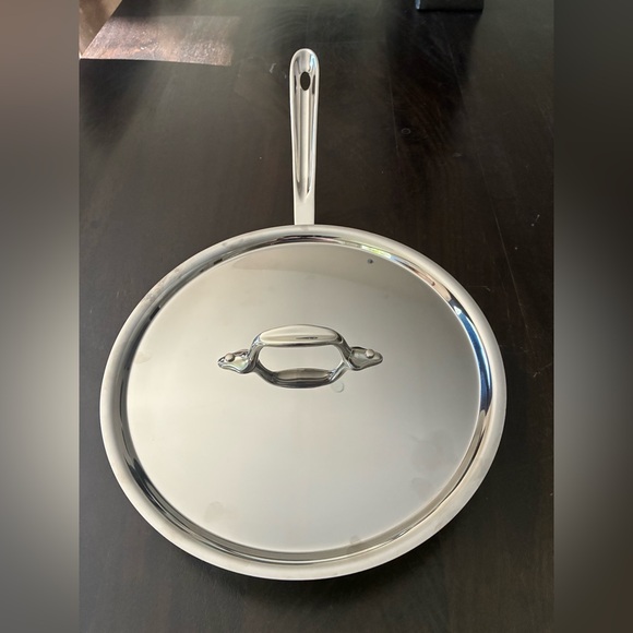 ❌SOLD❌All-Clad D3 3-Ply Stainless Steel Fry Pan With Lid 10 Inch - Picture 1 of 5